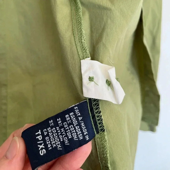 Twik green button down shirt  size XS - Picture 5 of 6